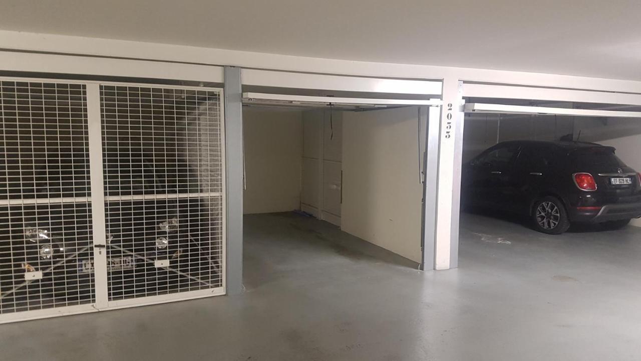 Lyon Confluence - Duplex Au Calme Avec Parking Prive En Option Apartment Exterior photo